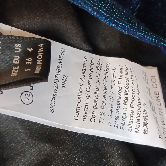 4/$60 New Blue Glittery "Evening" Tank Top - Size Small - Picture 8 of 9